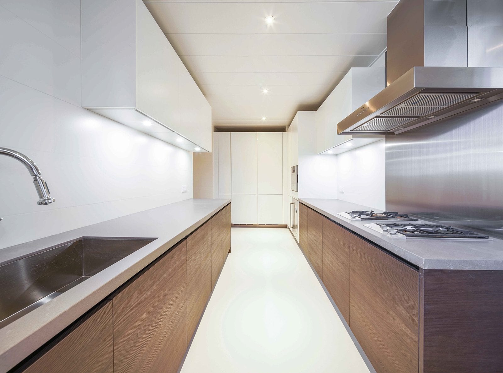 Furnished Apartment · 01