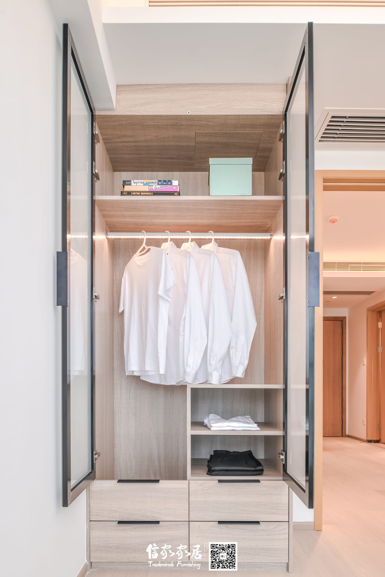 Hardbound Apartment · 09