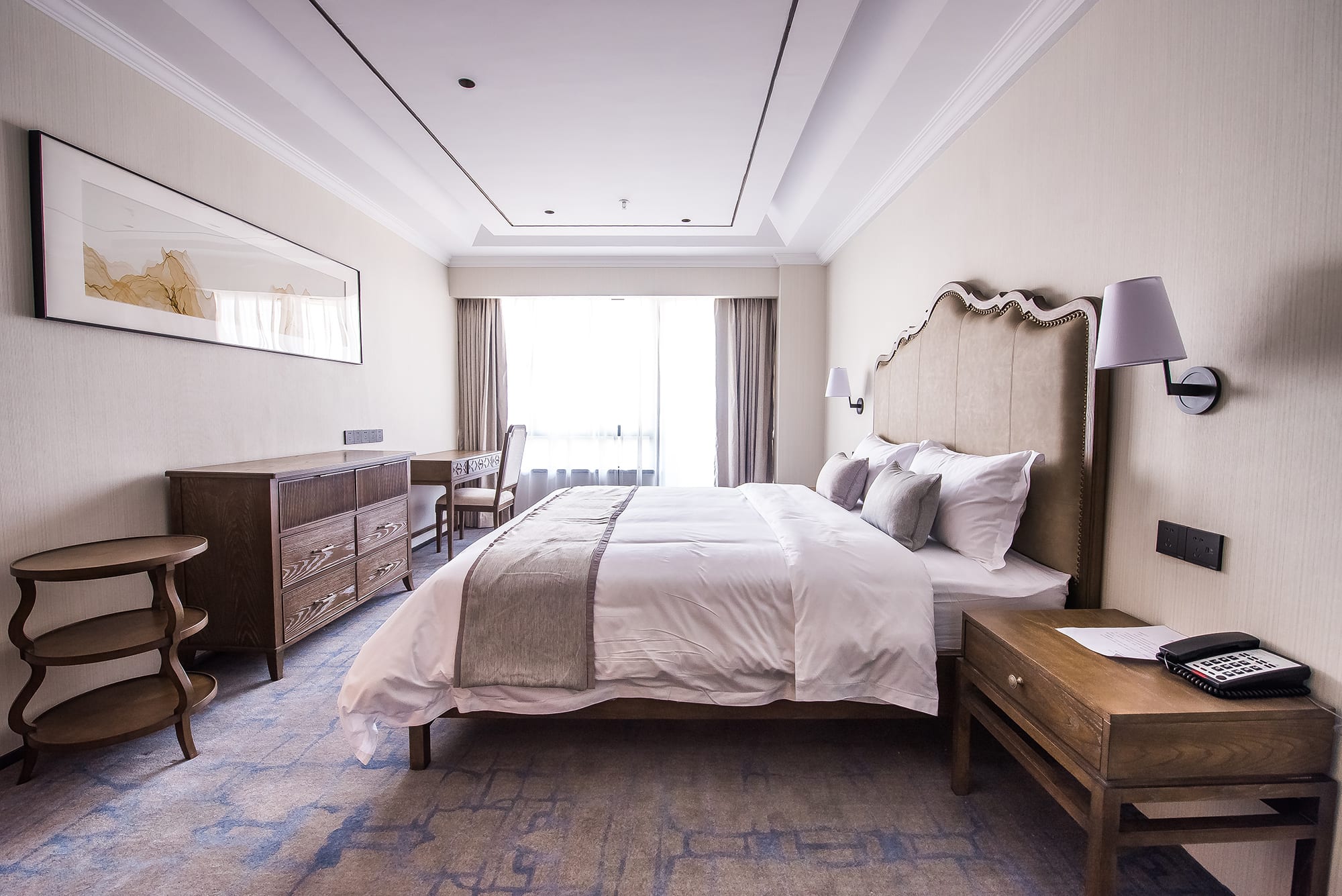 Hotel · 08